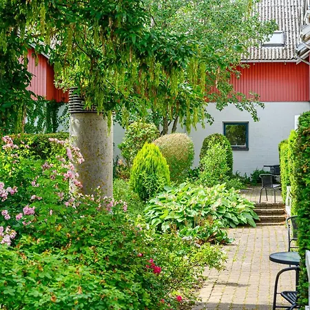 Hotel Menstrup Kro Inn 3*