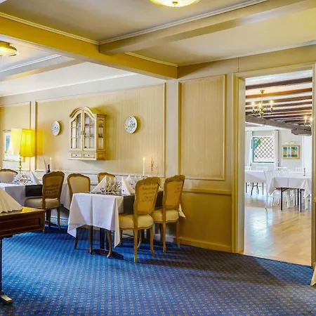 Hotel Menstrup Kro 3*