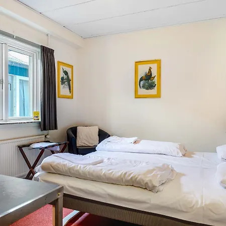 Hotel Menstrup Kro 3* Менструп